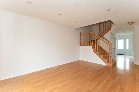 For Lease - 522 Ruby Street, Clarence-Rockland, Ontario - Photo 2