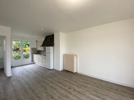 Location Maison 5 pièces 93m² - Photo 4