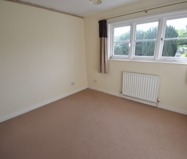 4 bedroom terraced house to rent - Photo 6