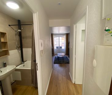 Location Appartement 1 pièce 22m² - Photo 5