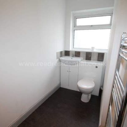 2 bedroom property to rent in Hockley - Photo 1