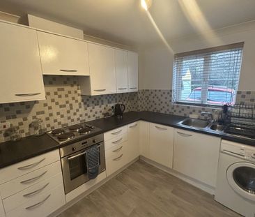 Mazurek Way, SWINDON - Photo 4