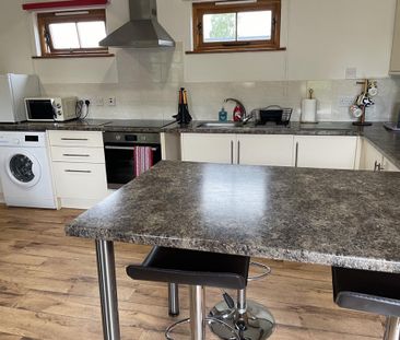 1 bedroom barn conversion to rent - Photo 6