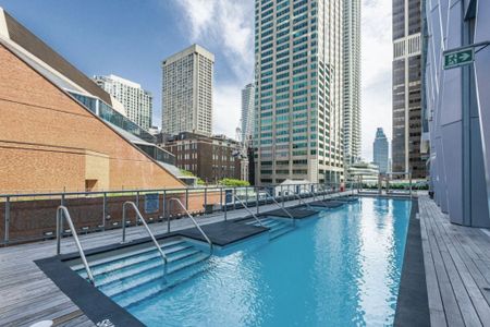 For Lease - 1 Yorkville Avenue Unit# 4009, Toronto, Ontario - Photo 5