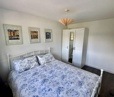 69 Moat Street, - Photo 3