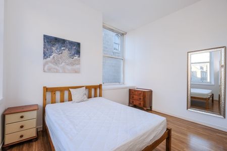 1 Bed Flat, Trinity Lane, AB11 - Photo 2