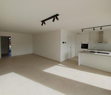 Huis te huur in Sleidinge - Photo 1