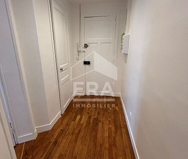 Appartement Courbevoie 1 pièce(s) 32 m2 - Photo 1