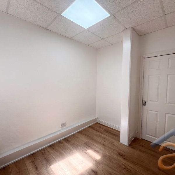 To Let – Studio Apartment, St. Lukes Road, Southport – Ground Floor - Photo 1
