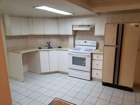 For Lease - 3579 Copernicus Drive Unit# Bsmt, Mississauga, Ontario - Photo 4