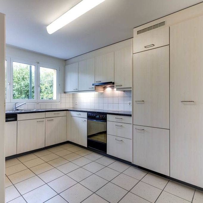 Viel Wohnkomfort in familienfreundlicher Umgebung - Photo 1