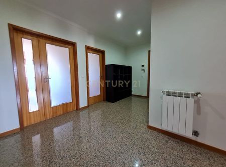 São Félix da Marinha, Porto - Photo 4