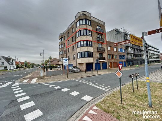 Lichtrijk appartement met twee slaapkamers - Foto 1