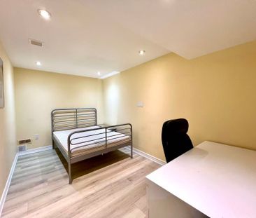 For Lease - 23 Toporowski Avenue, Richmond Hill, Ontario - Photo 1