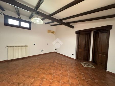 Palazzina in affitto - Photo 2