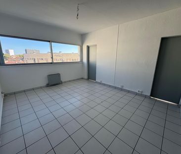 TOULOUSE / Location Appartement 3 Pièces 50 m² - Photo 3