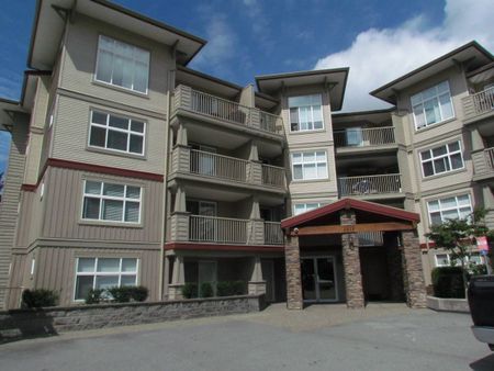 Condo in Central Abbotsford - Photo 2