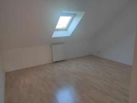 Location Maison 4 pièces 85m² LES PONTS DE CE 49130 - Photo 5