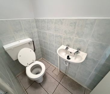 Wakeley Hill, Penn, Wolverhampton - Photo 1