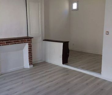 Beau F1 bis Rénové de 48m² proche place des Épars et gare - Photo 1