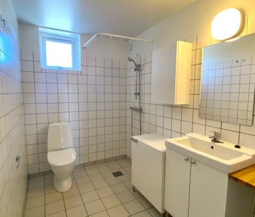 2 værelses – R. Hougårds Vej 2C, 1. tv – Randers SØ - Photo 3