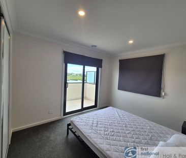 BRAND NEW ROOM AND BATHROOM - Photo 3