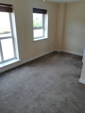 4 bed End of Terrace in Fen Street Brooklands, Milton Keynes, MK10 7HD - Photo 3