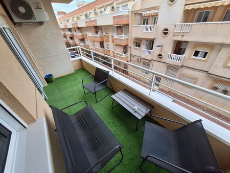 Ref.7702 Two-bedroom apartment in Torrevieja - Photo 4