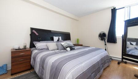 Forest Hill Towers - Photo 4