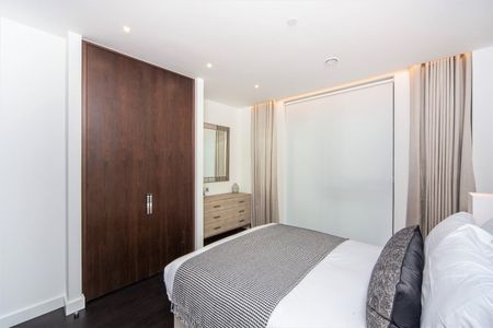 2 Bed Flat, Thornes House, SW11 - Photo 5