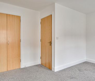 3 bedroom end of terrace house to rent - Photo 5