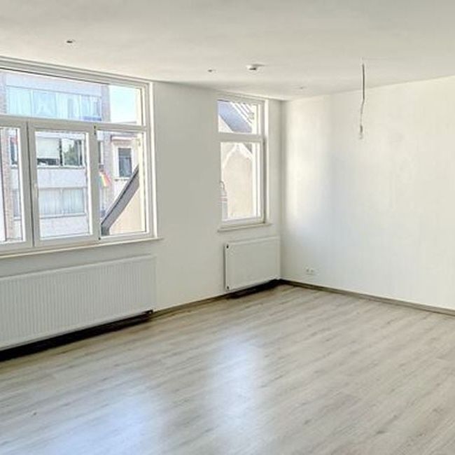 Duplex te huur in Antwerpen voor € 950 met 1 slaapkamer - Foto 1