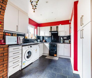 3 bedroom terraced house to rent - Photo 6