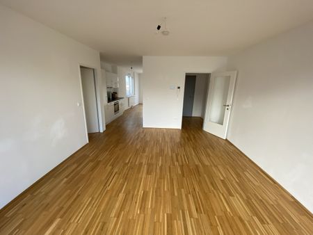 Helle Dachgeschoss 3 Zimmer Wohnung mit 2 Freiflächen in 1210 Wien ab sofort zu mieten - Foto 4