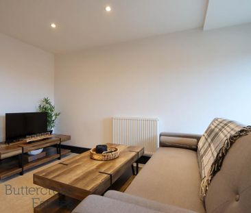 2 bedroom serviced apartment to rent - Photo 2
