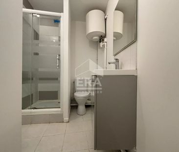 À louer - Studio refait à neuf au coeur du centre historique d'Orléans - Photo 5