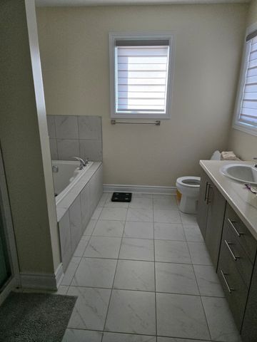 For Lease - 16 Denny Street, Ajax, Ontario - Photo 3