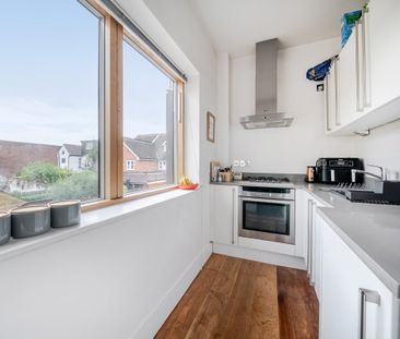 2 bedroom apartment to rent - Photo 5