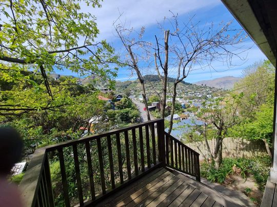 23 Hawkhurst Road, Lyttelton - Photo 1