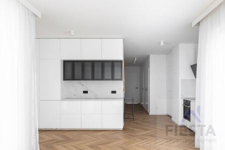 Warszawa Praga-Południe, ul. Komorska - Photo 5