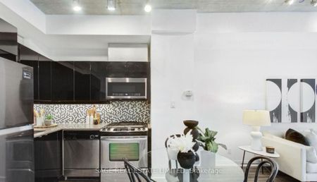 Glasshouse Lofts , #208 - Photo 4