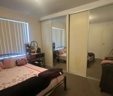 2 bedroom modern unit - Photo 6