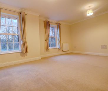 4 bedroom mid terraced house to rent, - Photo 5