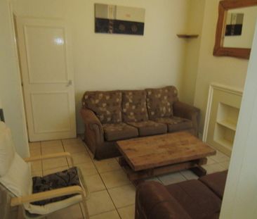 Great Student House, 56 University Avenue, Queens Quarter, Belfast,... - Photo 3