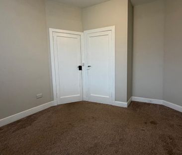 2 bedroom semi-detached house to rent - Photo 6