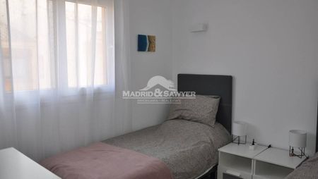 2 bedroom, 2 bathroom apartment in Punta Prima only 150m from the beach! - Photo 4