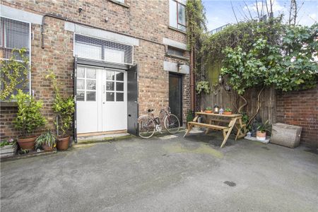 Bradbury Mews, London, N16 8JW - Photo 3