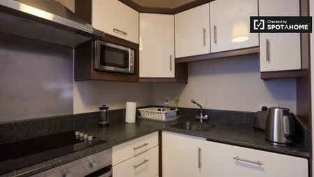 2-bedroom apartment for rent in East Wall, Dublin - Photo 3