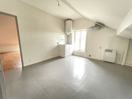 Location Appartement 3 pièces 50m² - Photo 2