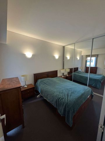 East Perth - Photo 5